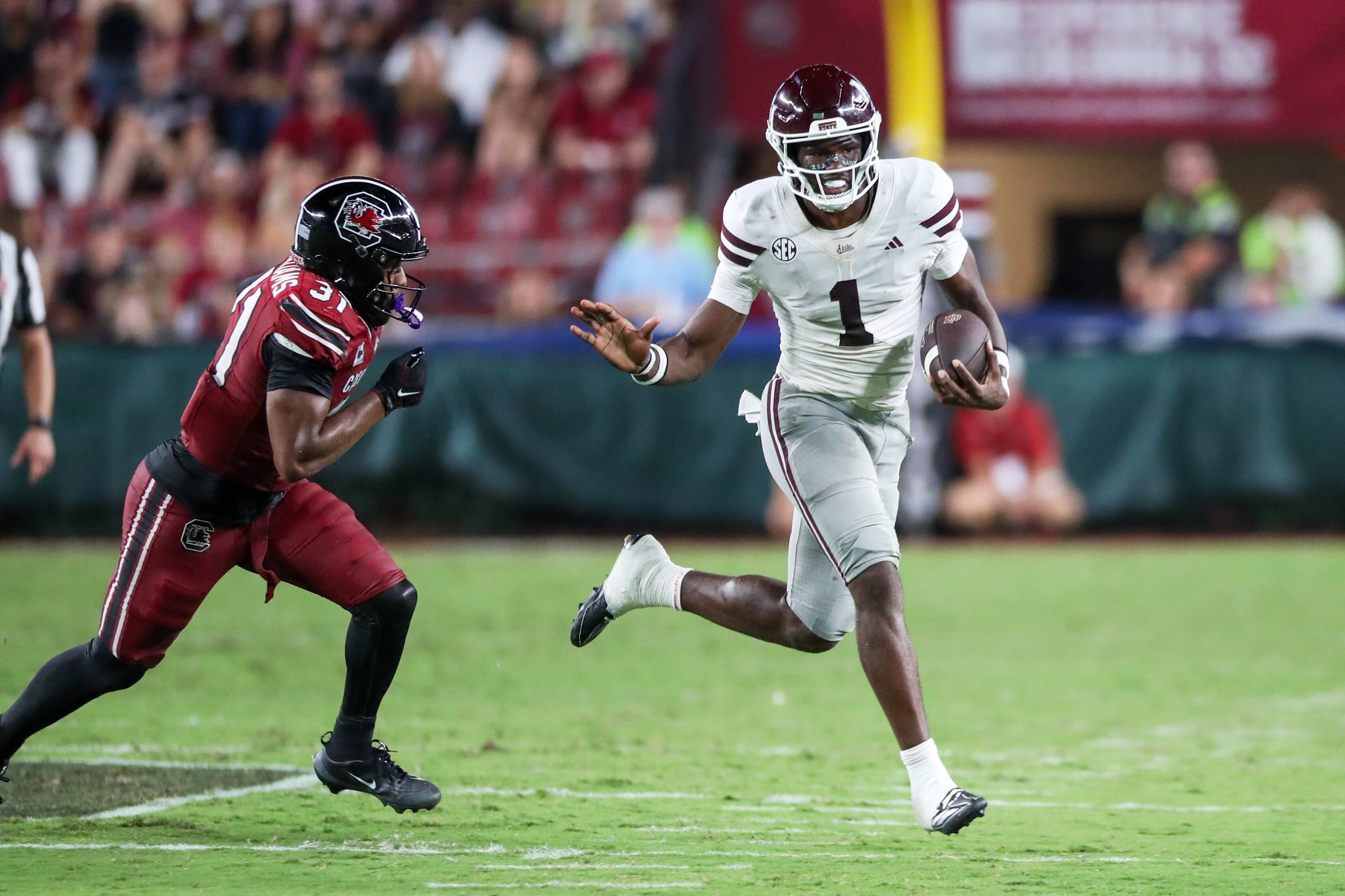 Top Quarterbacks Keelon Russell and Kamario Taylor Set for SEC Showdown