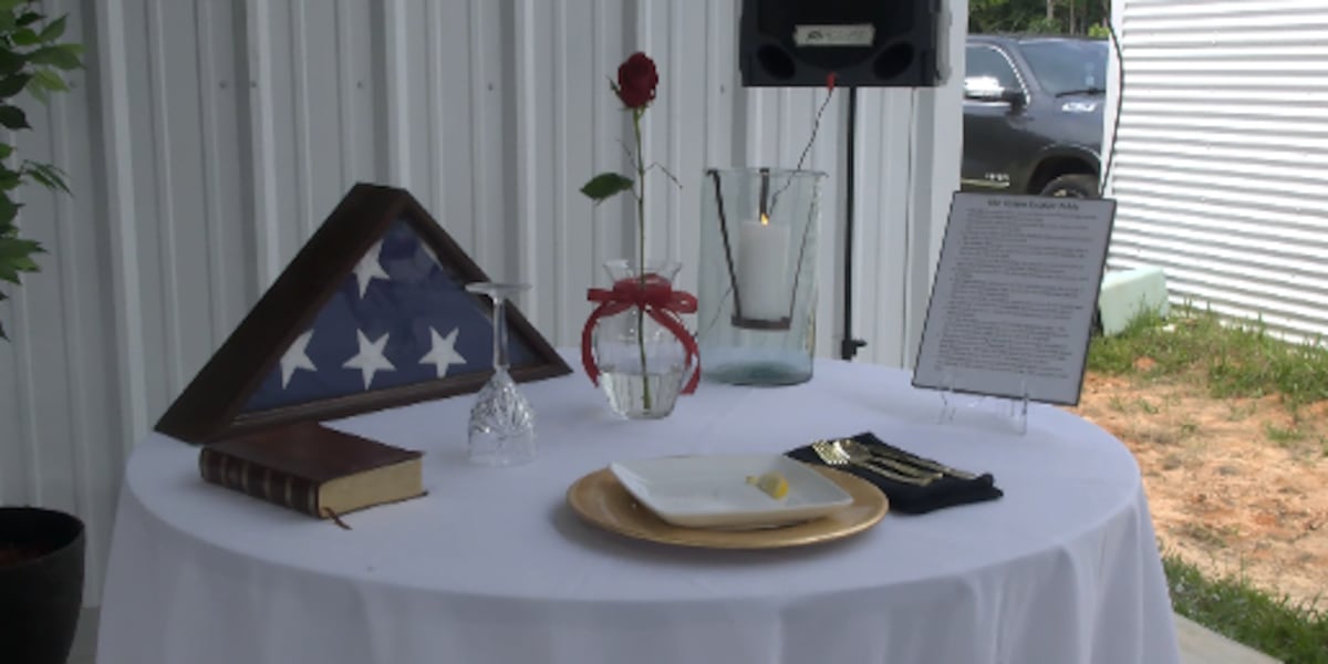 Veterans Memorial Museum displays ‘remembrance table’