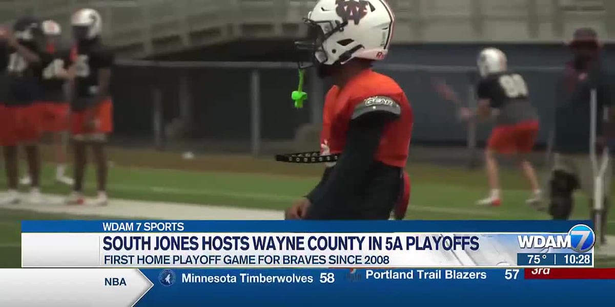 South Jones Wayne County for Class 5A playoff opener