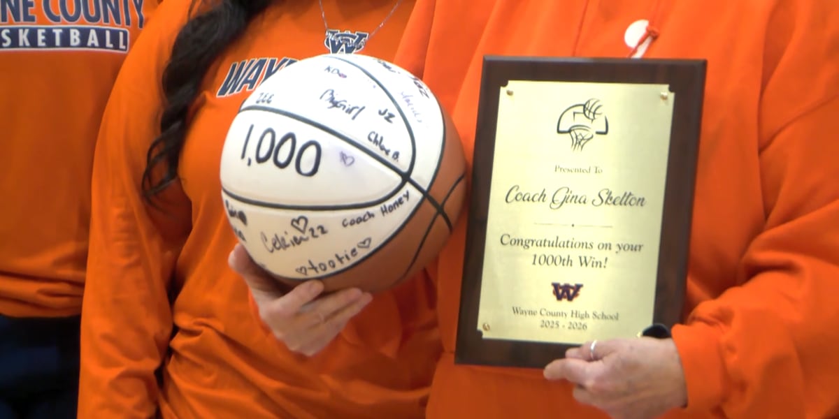 Wayne County High School coach makes history