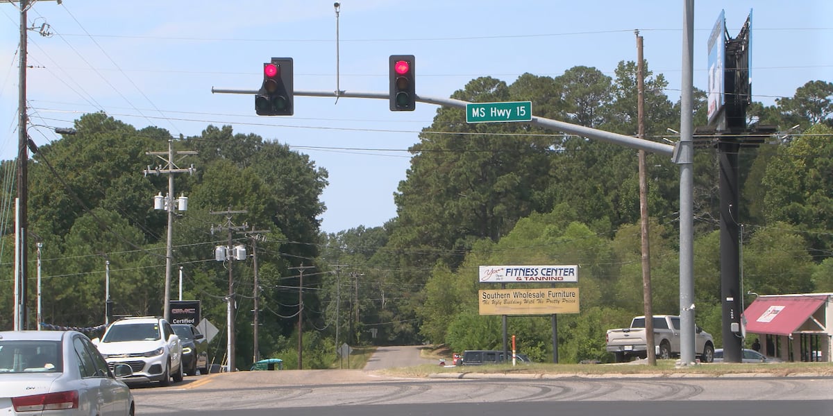 Construction projects underway on MS Highway 15 in Laurel